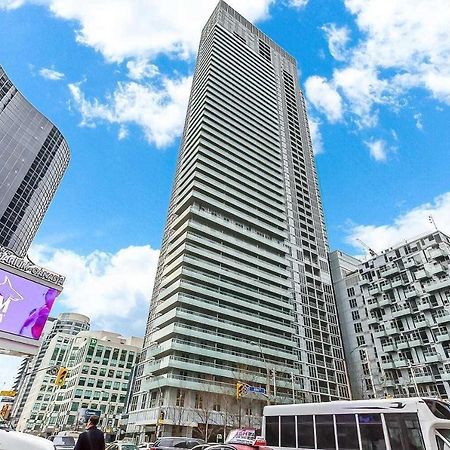 Luxury Condo Prime Location Toronto Bagian luar foto
