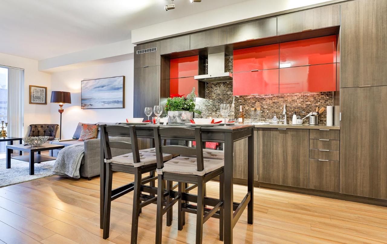 Luxury Condo Prime Location Toronto Bagian luar foto