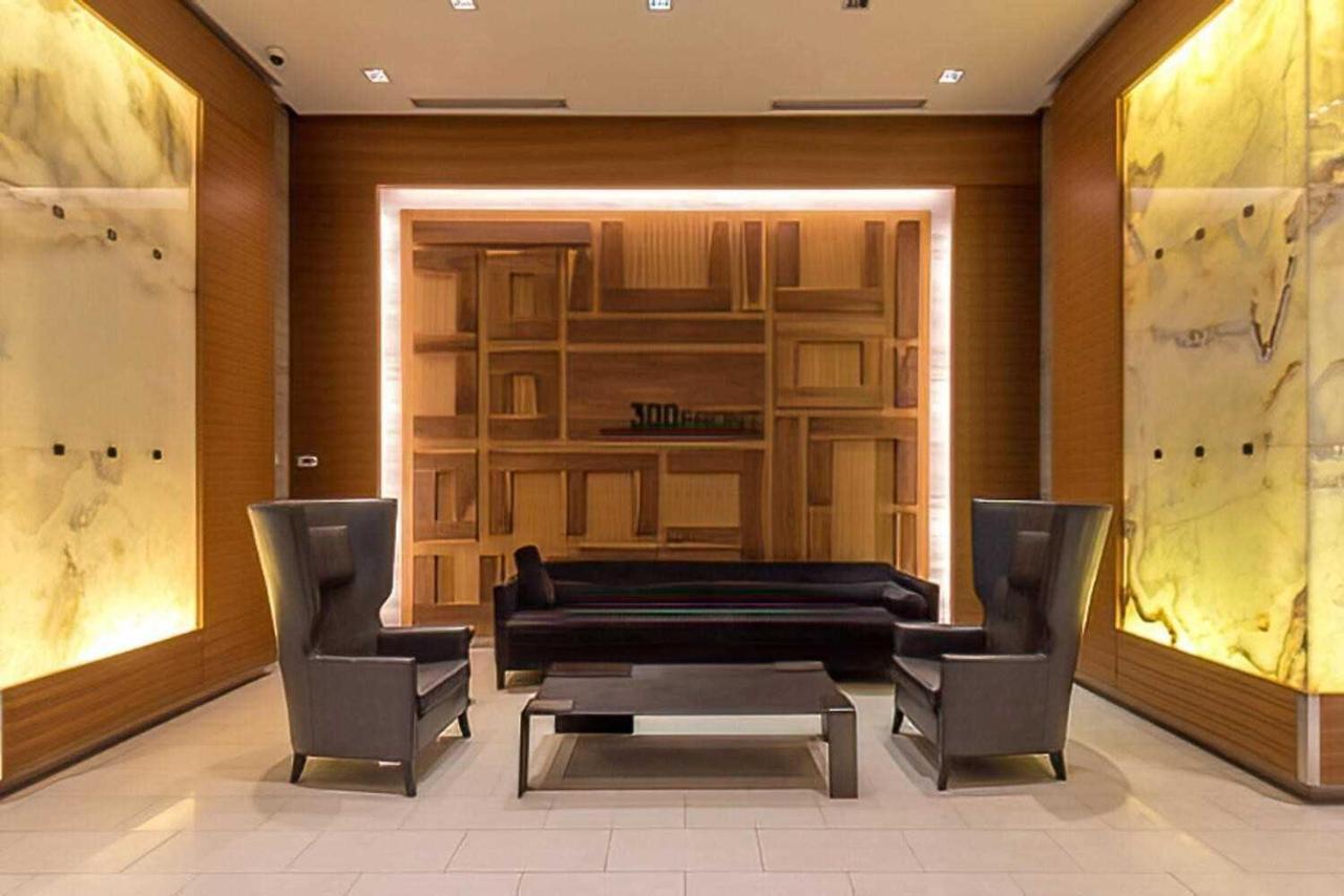 Luxury Condo Prime Location Toronto Bagian luar foto