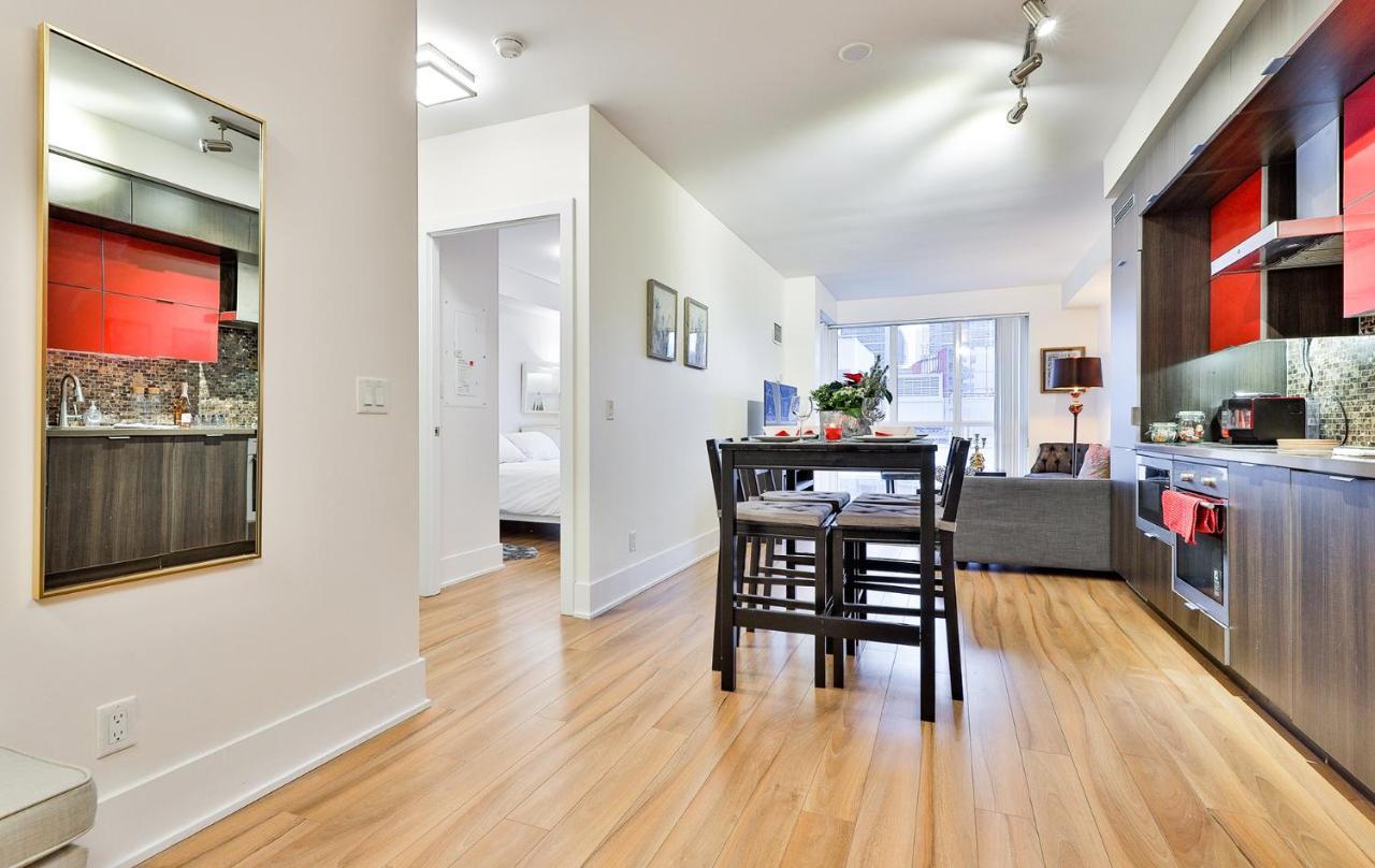 Luxury Condo Prime Location Toronto Bagian luar foto